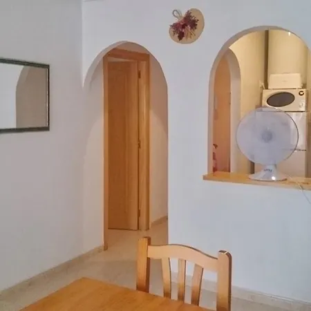 Calle San Pascual Apartment